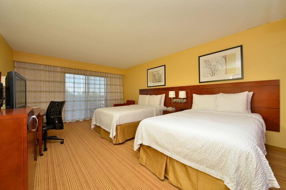 Courtyard By Marriott Bentonville Ngoại thất bức ảnh