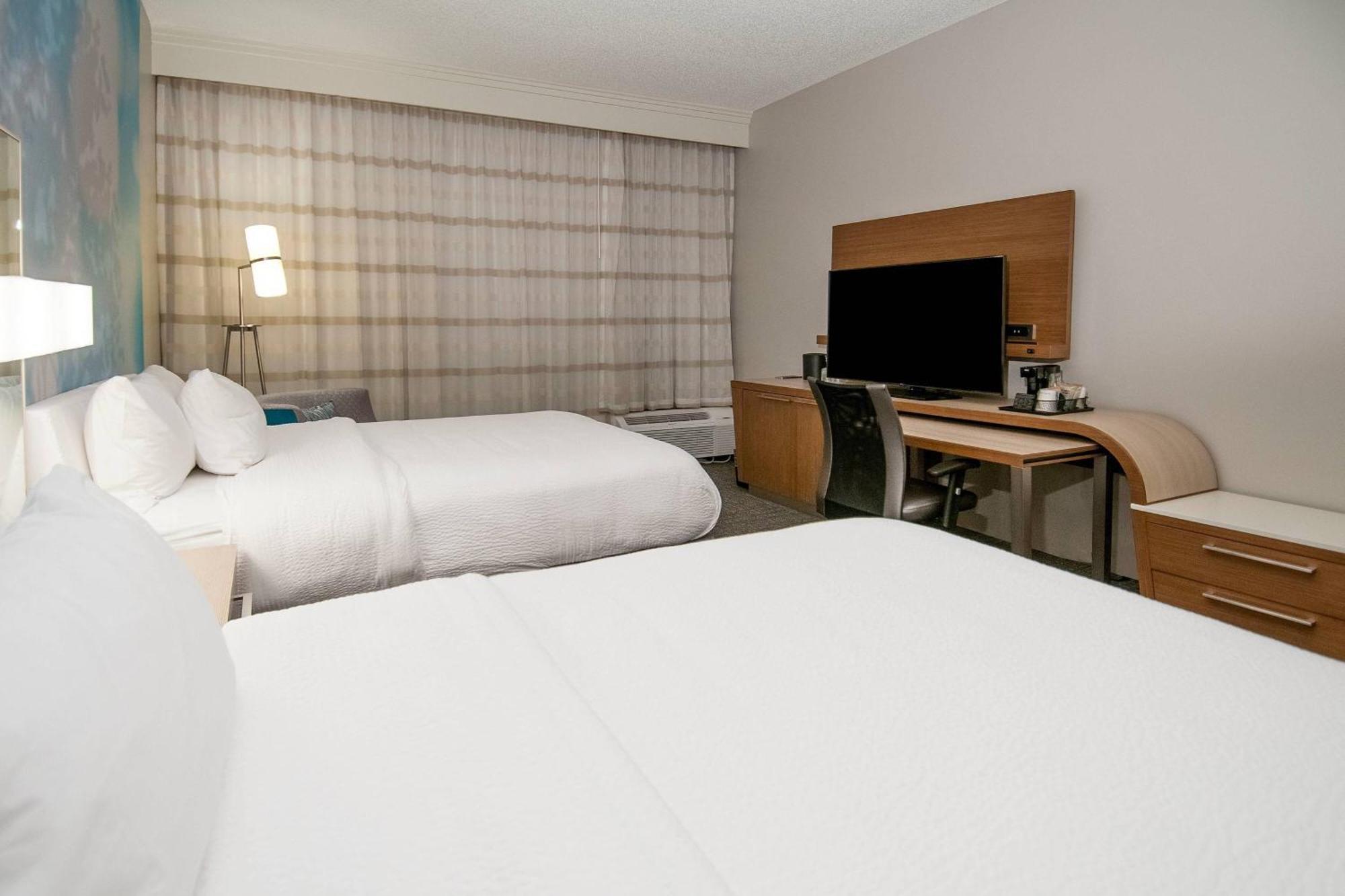 Courtyard By Marriott Bentonville Ngoại thất bức ảnh