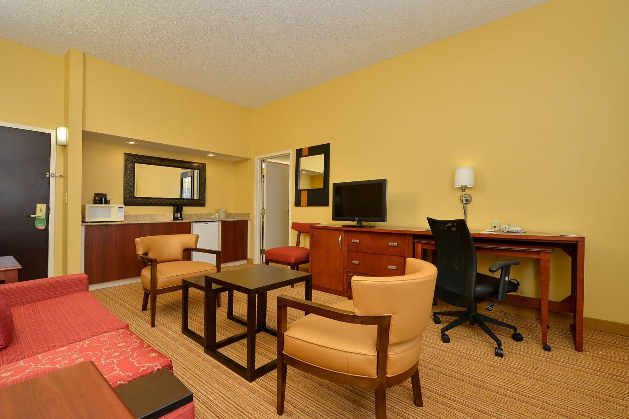 Courtyard By Marriott Bentonville Ngoại thất bức ảnh