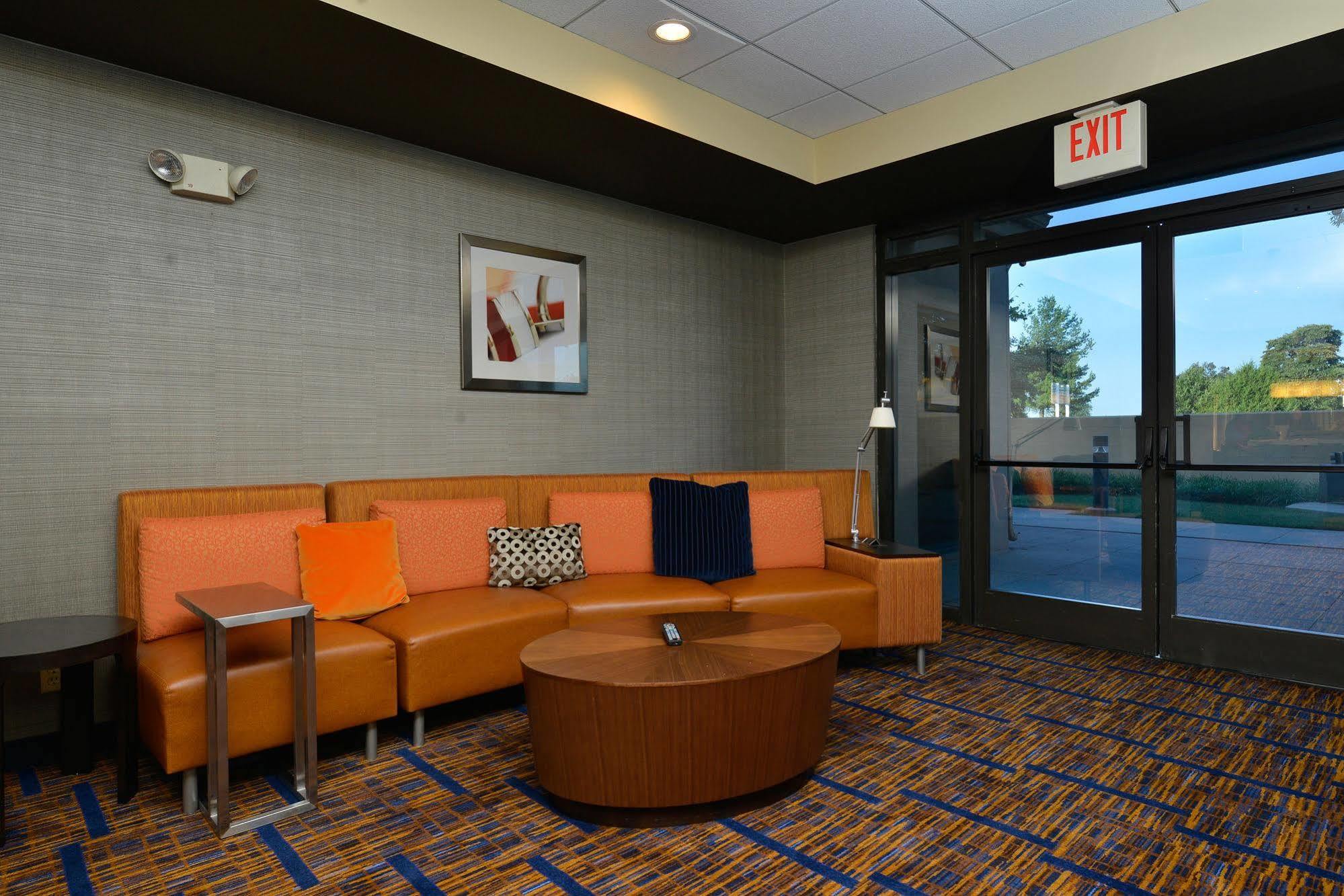 Courtyard By Marriott Bentonville Ngoại thất bức ảnh